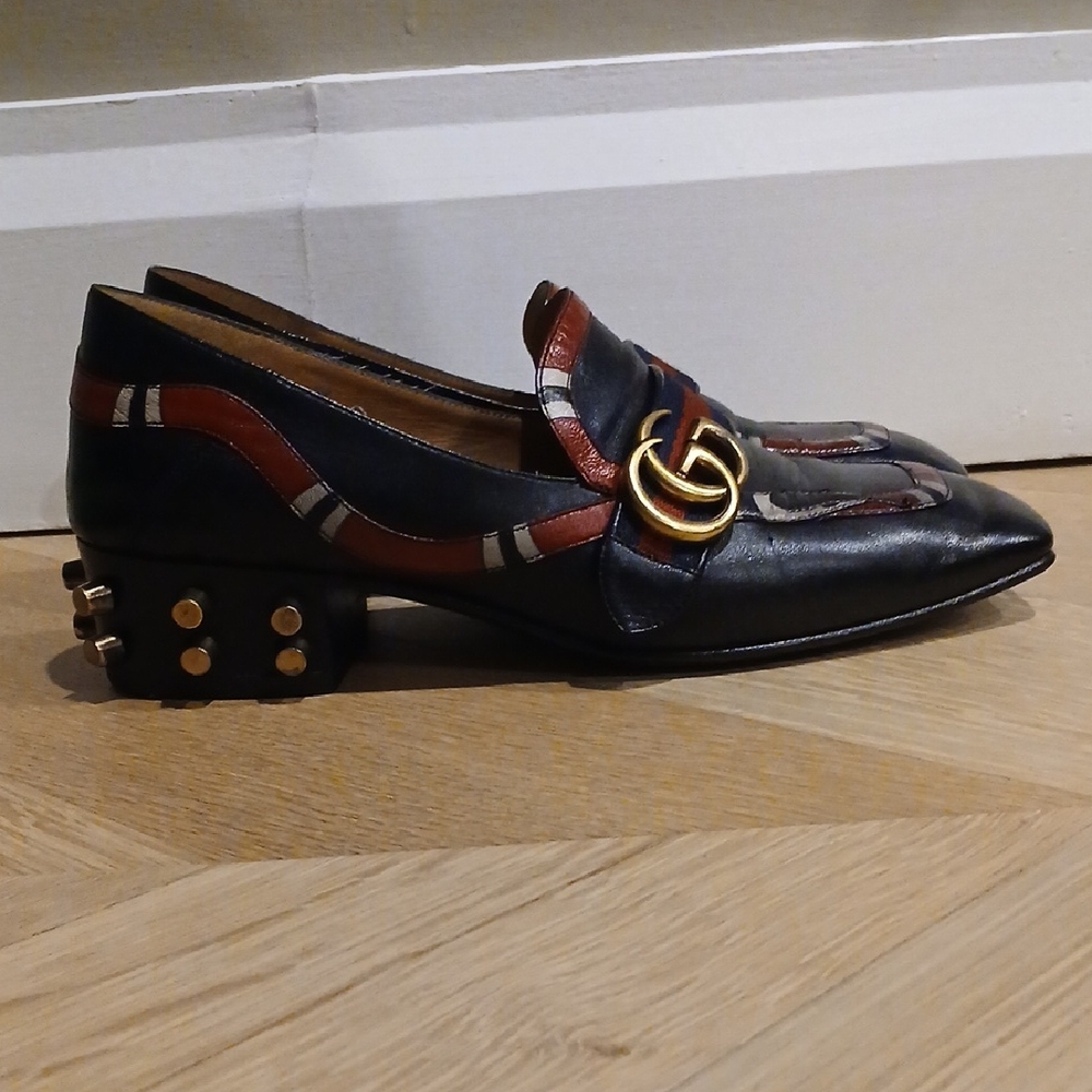 Gucci Black Leather Loafers with Red and Cream Trim and Gold Double G